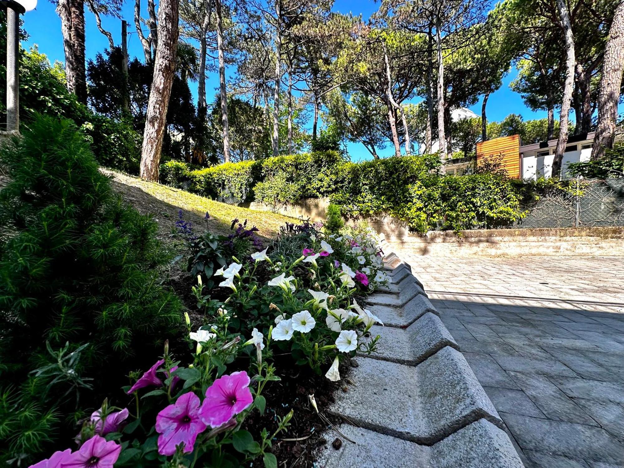 ליגננו סביאדורו Villa Greif Pineta מראה חיצוני תמונה